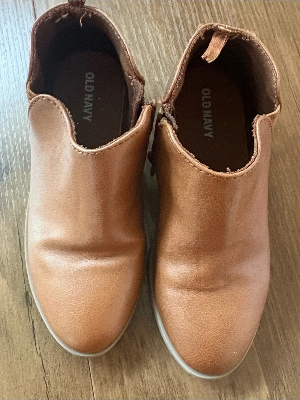 Old Navy classic tan